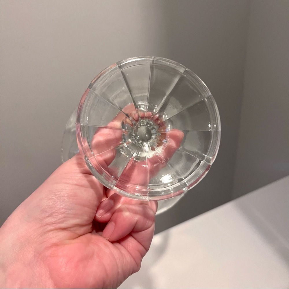 3/25$💥 Vintage Footed Glass Bowl Candy Dish Frosted Roses Detail - Picture 4 of 5